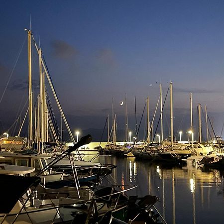 Yacht Studio Galarne Saint-Raphaël Dış mekan fotoğraf